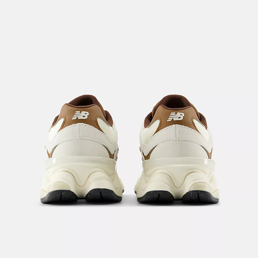 BREAKFAST TEA SHOES